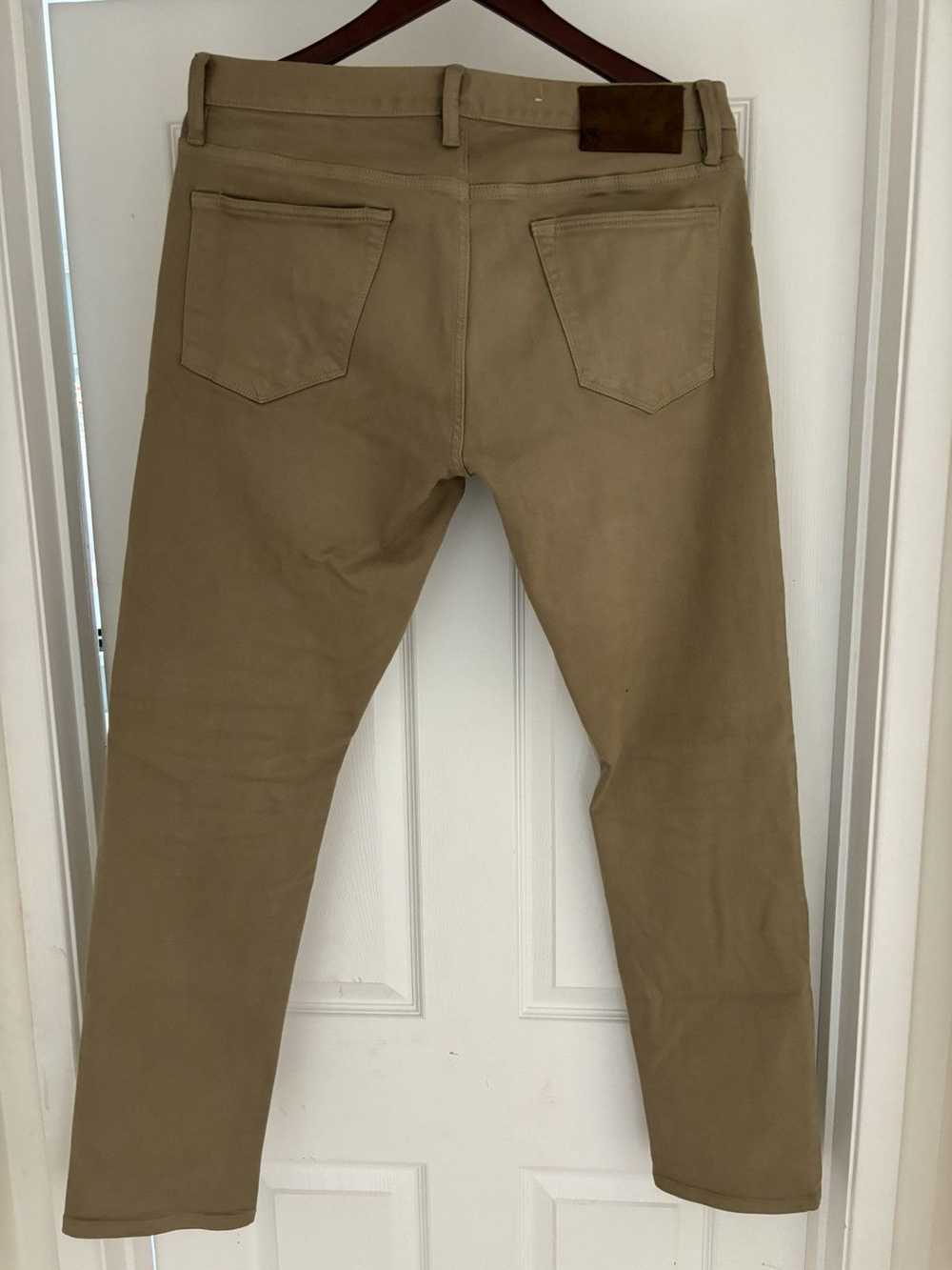 Todd Snyder SLIM FIT 5-POCKET CHINO IN CASUAL KHA… - image 2