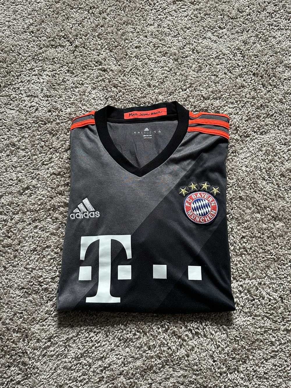 Adidas Bayern Múnich 15/16 - image 3