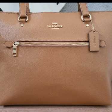 Coach Gallery Camel Leather Tote