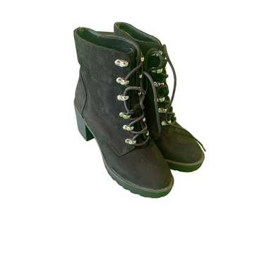 Liliana faux suede lace up ankle boots size 5.5 - image 1