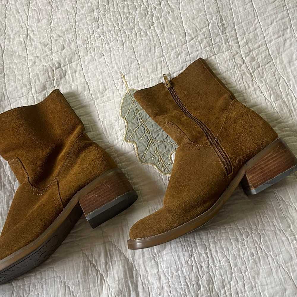 Vintage Y2K No Boundaries leather ankle boots - image 10