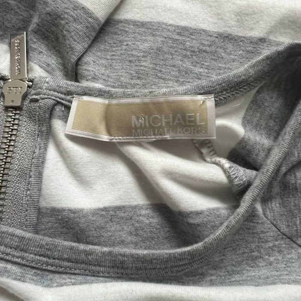 Michael Kors Y2K Grey & White Embellished T-Shirt… - image 8