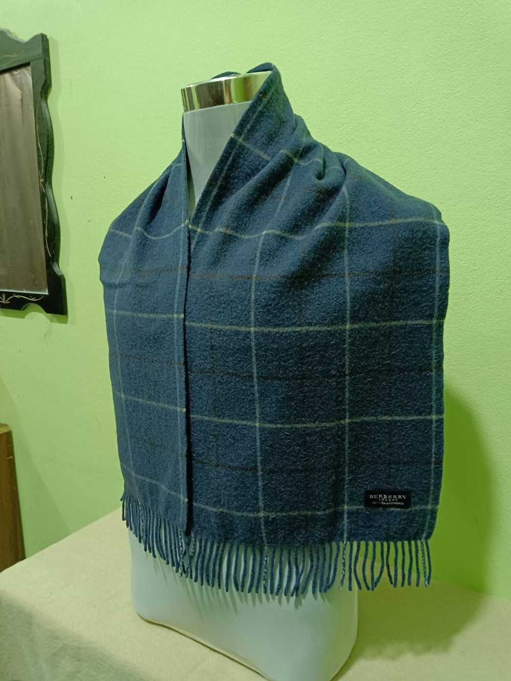 Burberry Cashmere Muffler (MFS37) - image 4