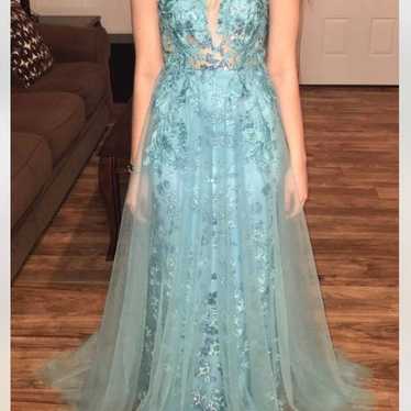 blue sparkly prom dress!