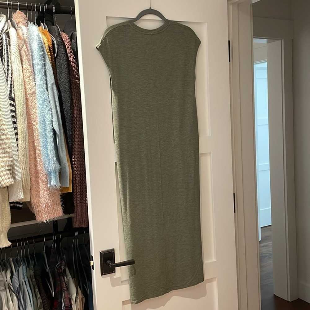 Like New! Madewell Muscle Midi Dress - Olive Gree… - image 5