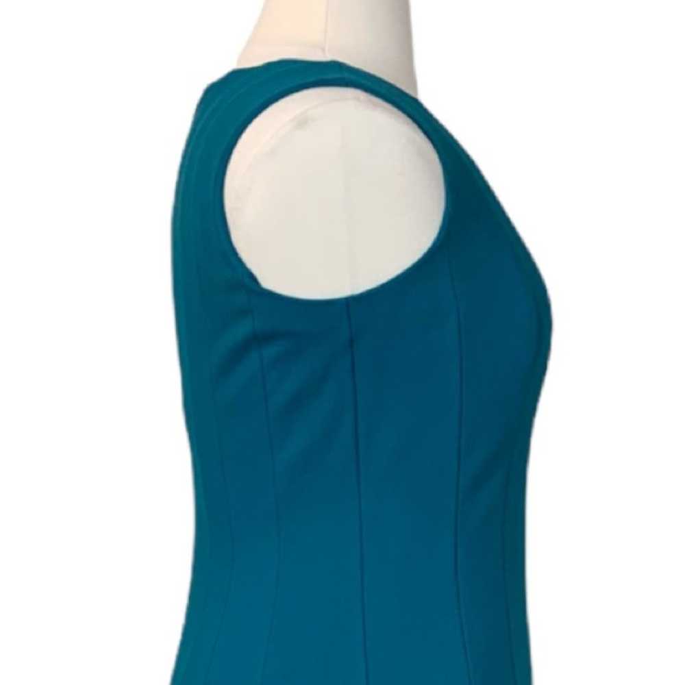 Lands’ End Teal Green/Blue Seamed Sleeveless Fit … - image 7