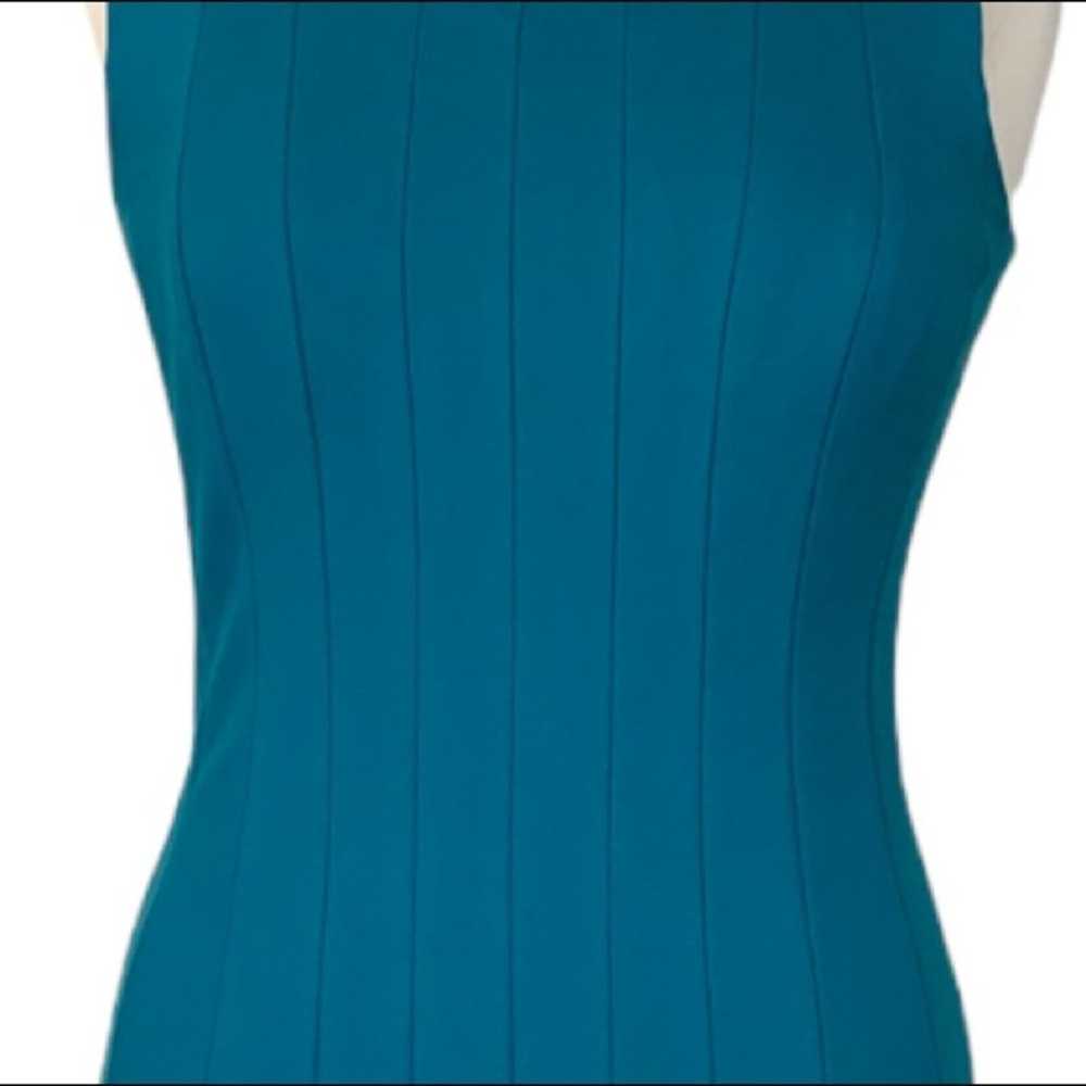 Lands’ End Teal Green/Blue Seamed Sleeveless Fit … - image 9