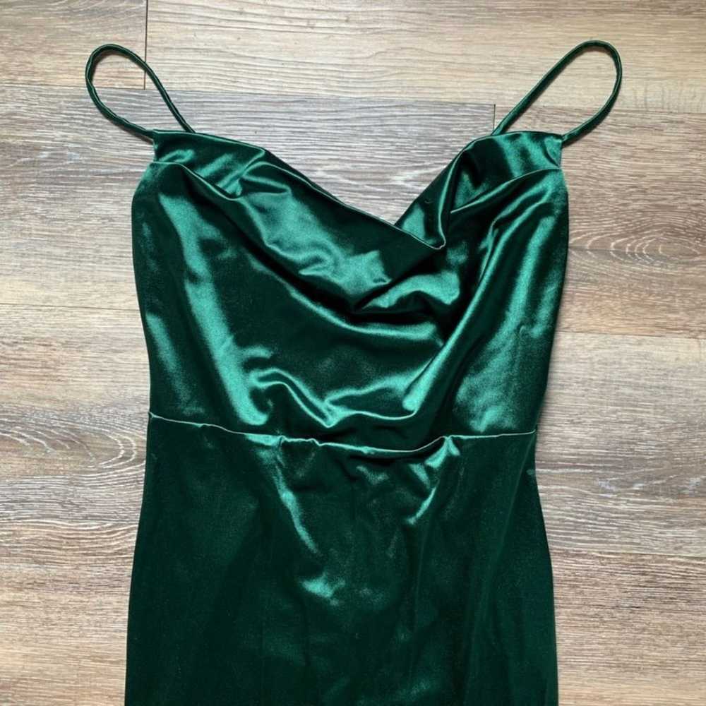 Windsor Emerald Green Cowl Neck Satin Formal Dres… - image 2