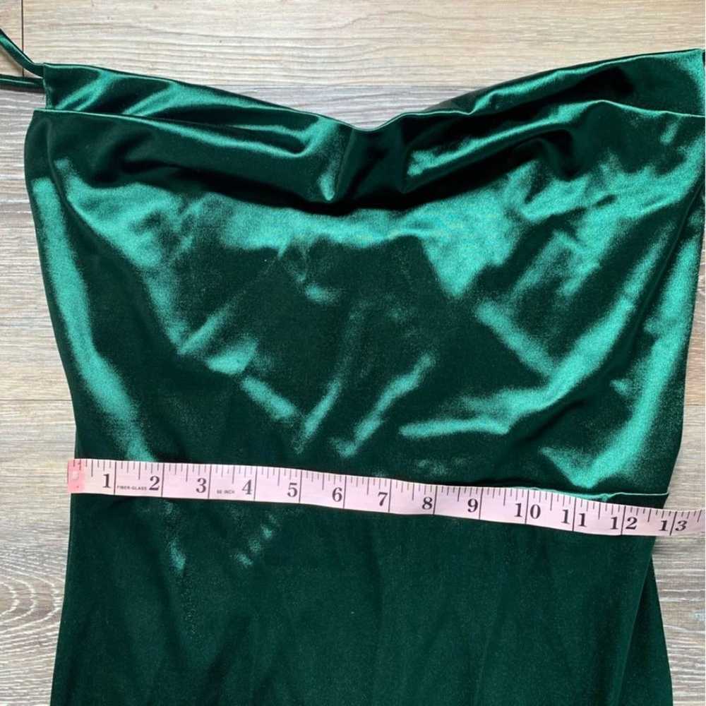 Windsor Emerald Green Cowl Neck Satin Formal Dres… - image 5