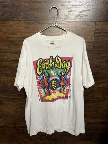 Vintage earth day t - Gem