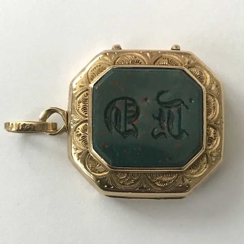 18K YG Victorian Bloodstone Seal Locket Pendant - image 8