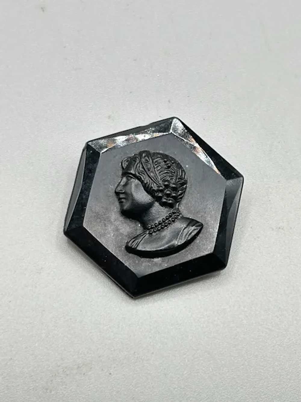 Vintage Black Glass Cameo Pin Brooch Hexagon Left… - image 2