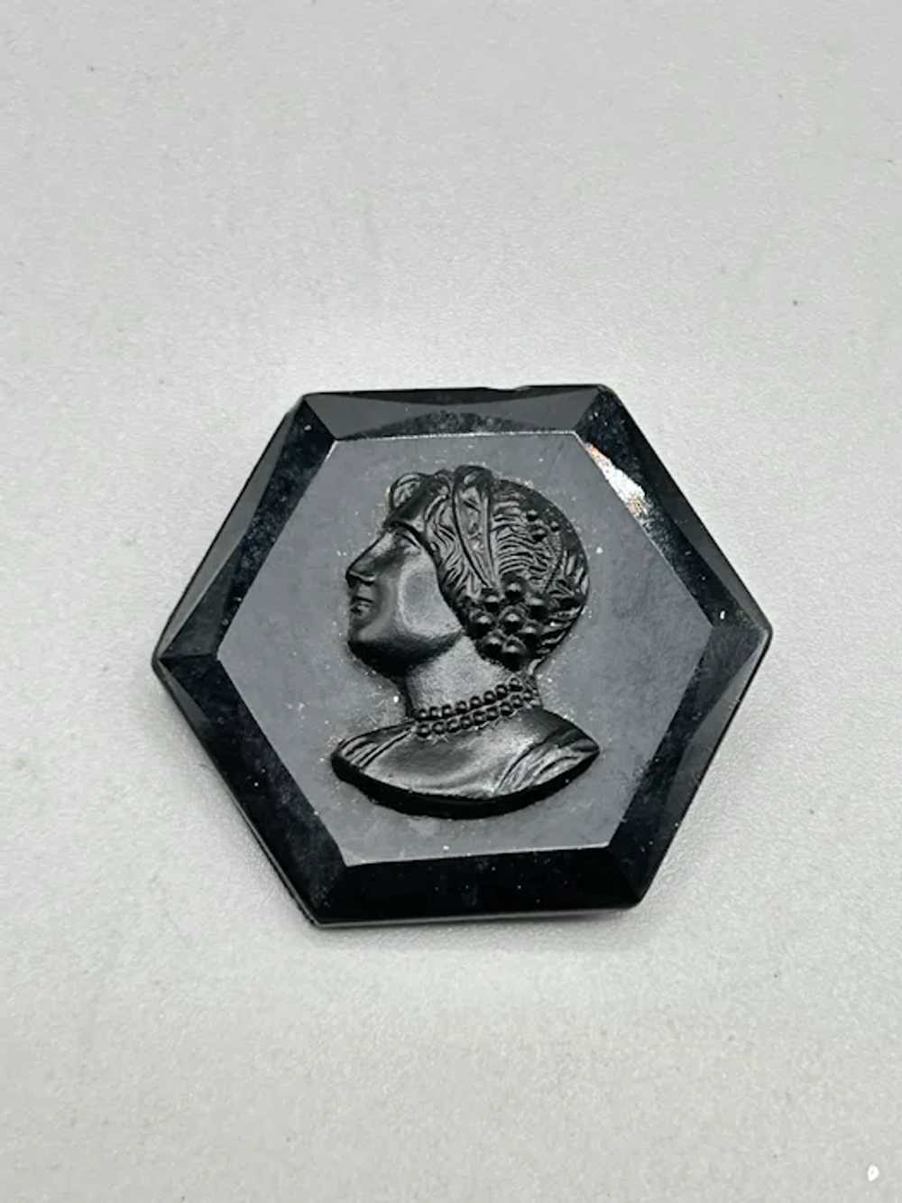 Vintage Black Glass Cameo Pin Brooch Hexagon Left… - image 3