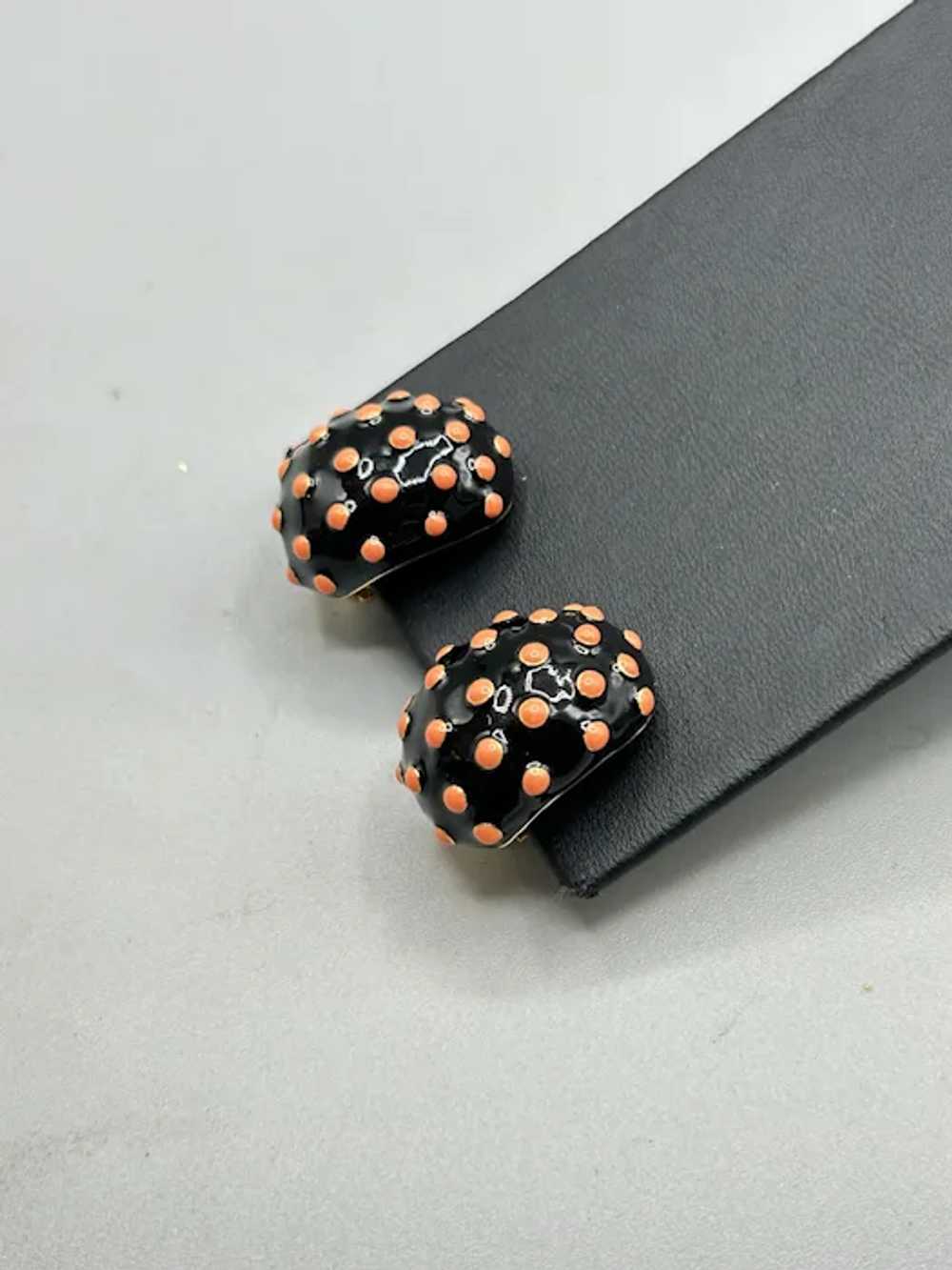 Vintage Joan Rivers Clip On Earrings Black Enamel… - image 6