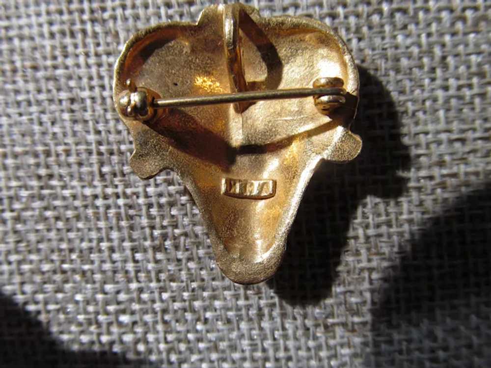 MMA Metropolitan Museum of Art Rams head pin - image 3