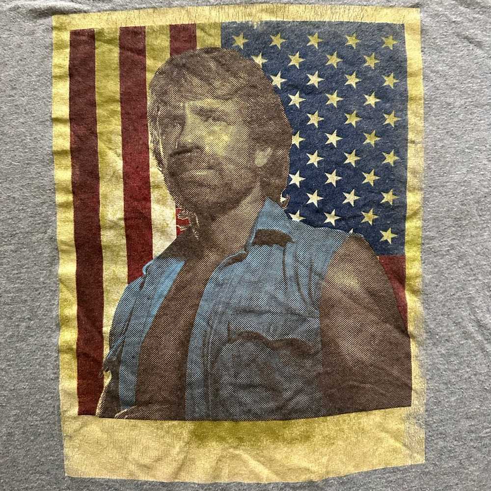 Chuck Norris American Flag Y2K Shirt Mens Size L - image 4