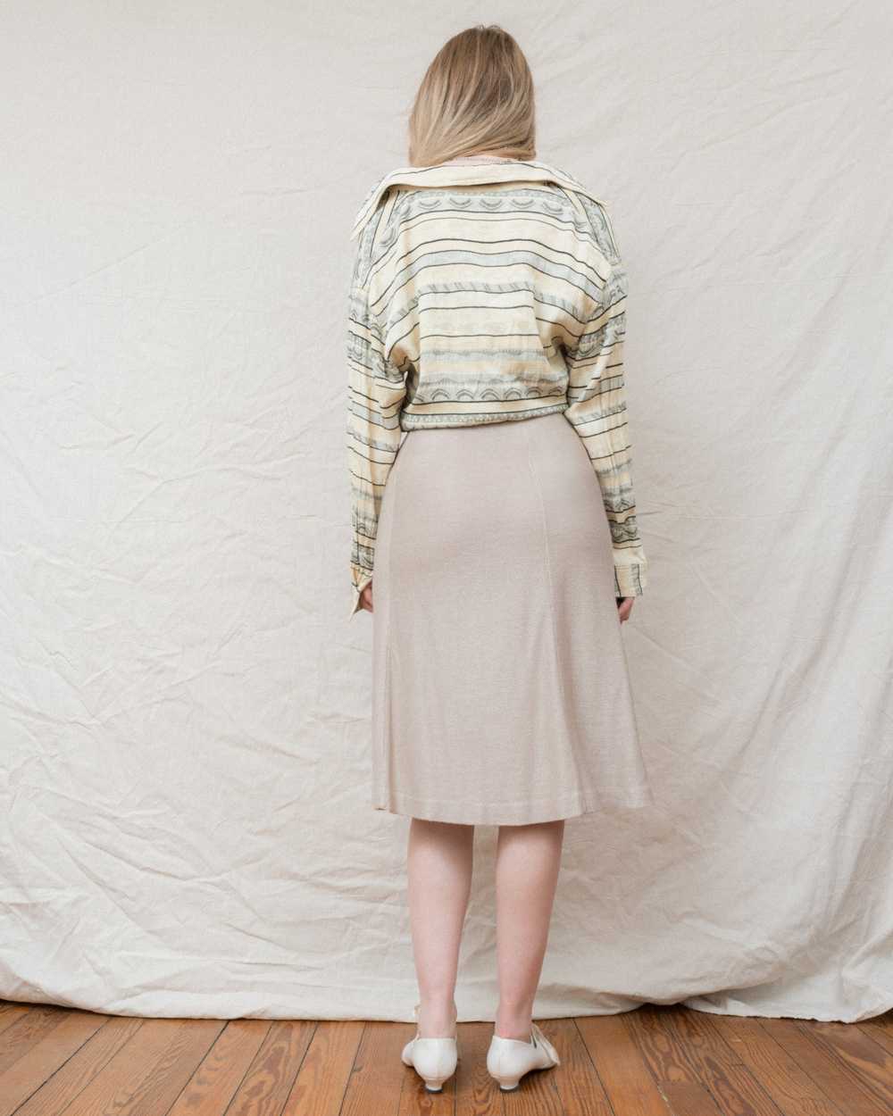 Vintage Beige Knit Skirt (S/M) - image 4