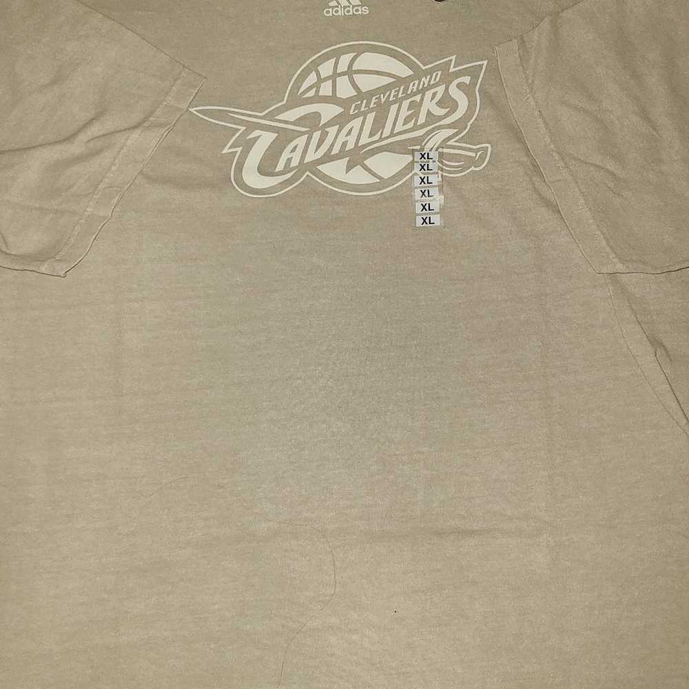 Cleveland Cavaliers T-Shirt - image 1