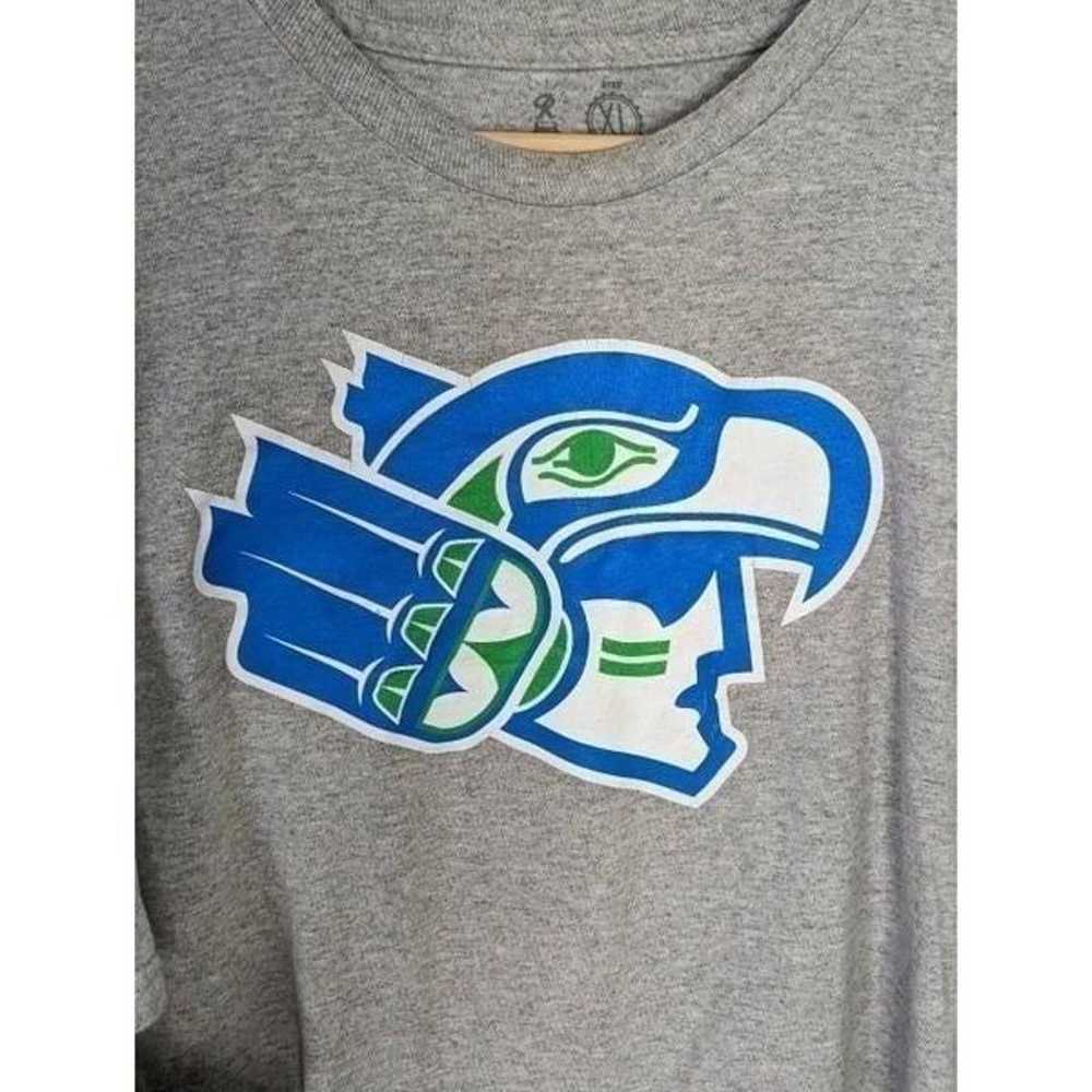 Casual Industries Seahawks Gray T-Shirt - Size XL - image 3