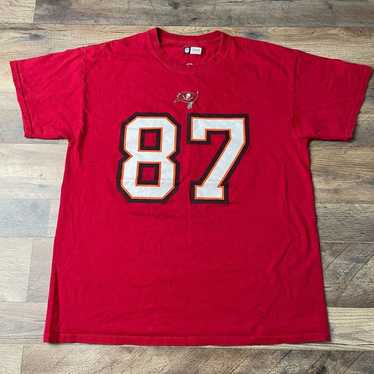 Tampa Bay Buccaneers Men's T-Shirt Large Red Gron… - image 1