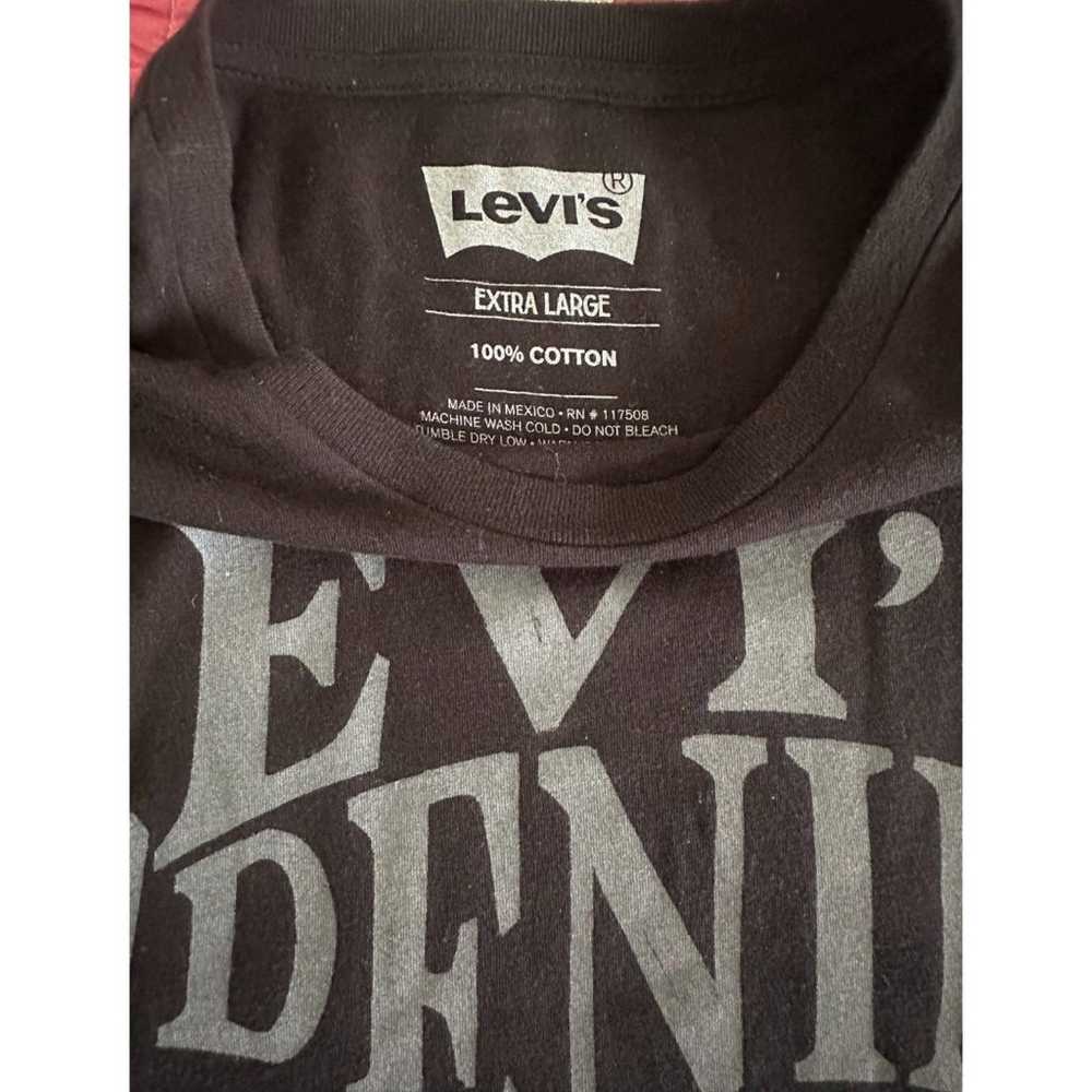 Levi's T-shirt - image 3