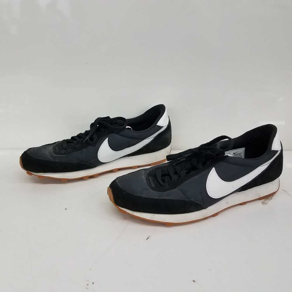 Nike Daybreak Shoes Size 11.5 - image 2