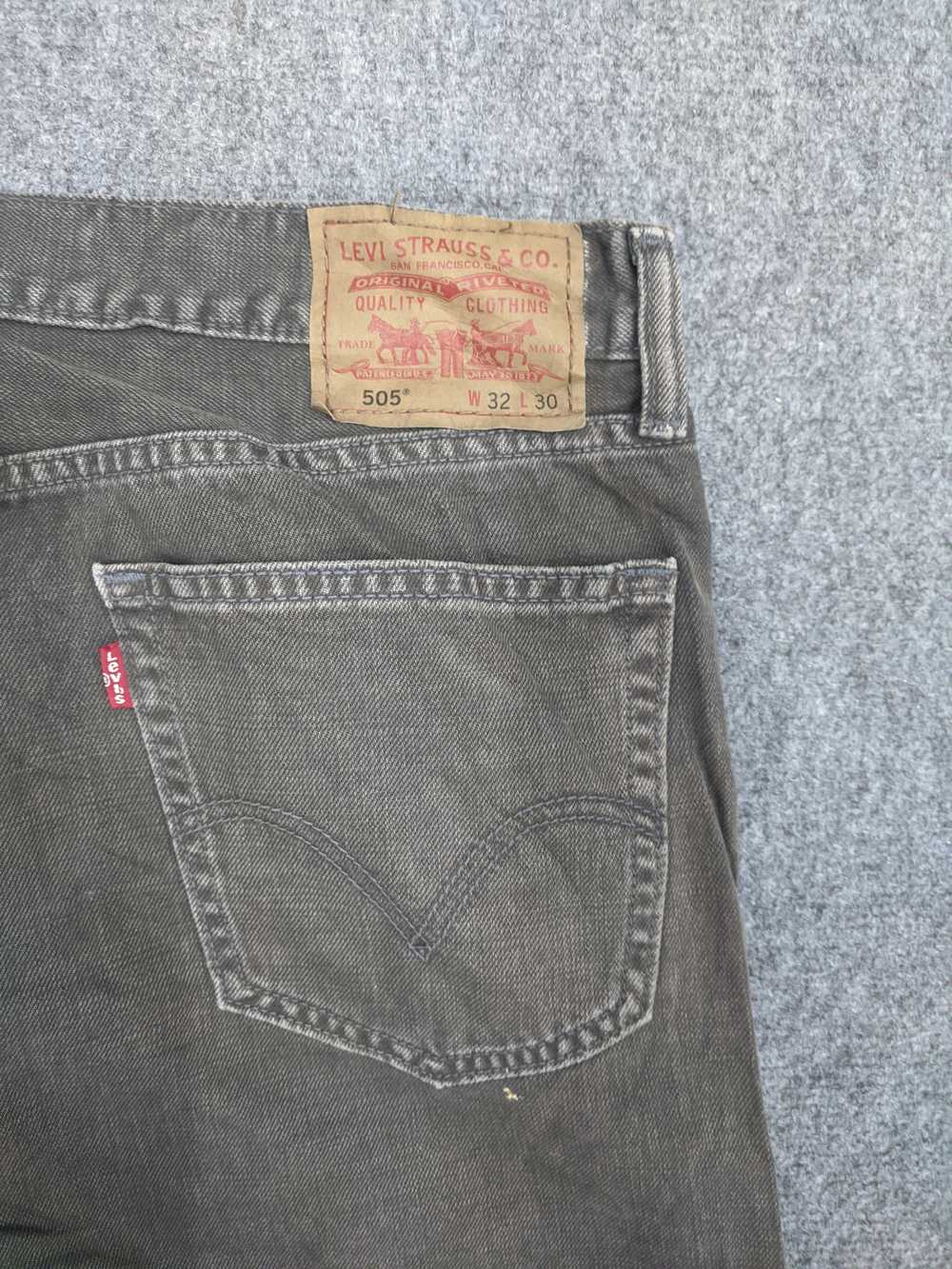 Vintage - Vintage Levis 505 Light Wash Jeans - image 10