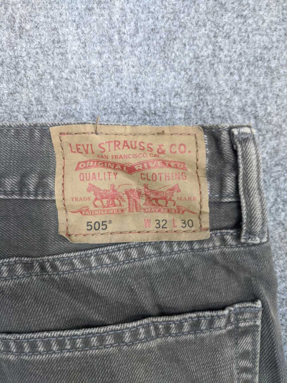 Vintage - Vintage Levis 505 Light Wash Jeans - image 12