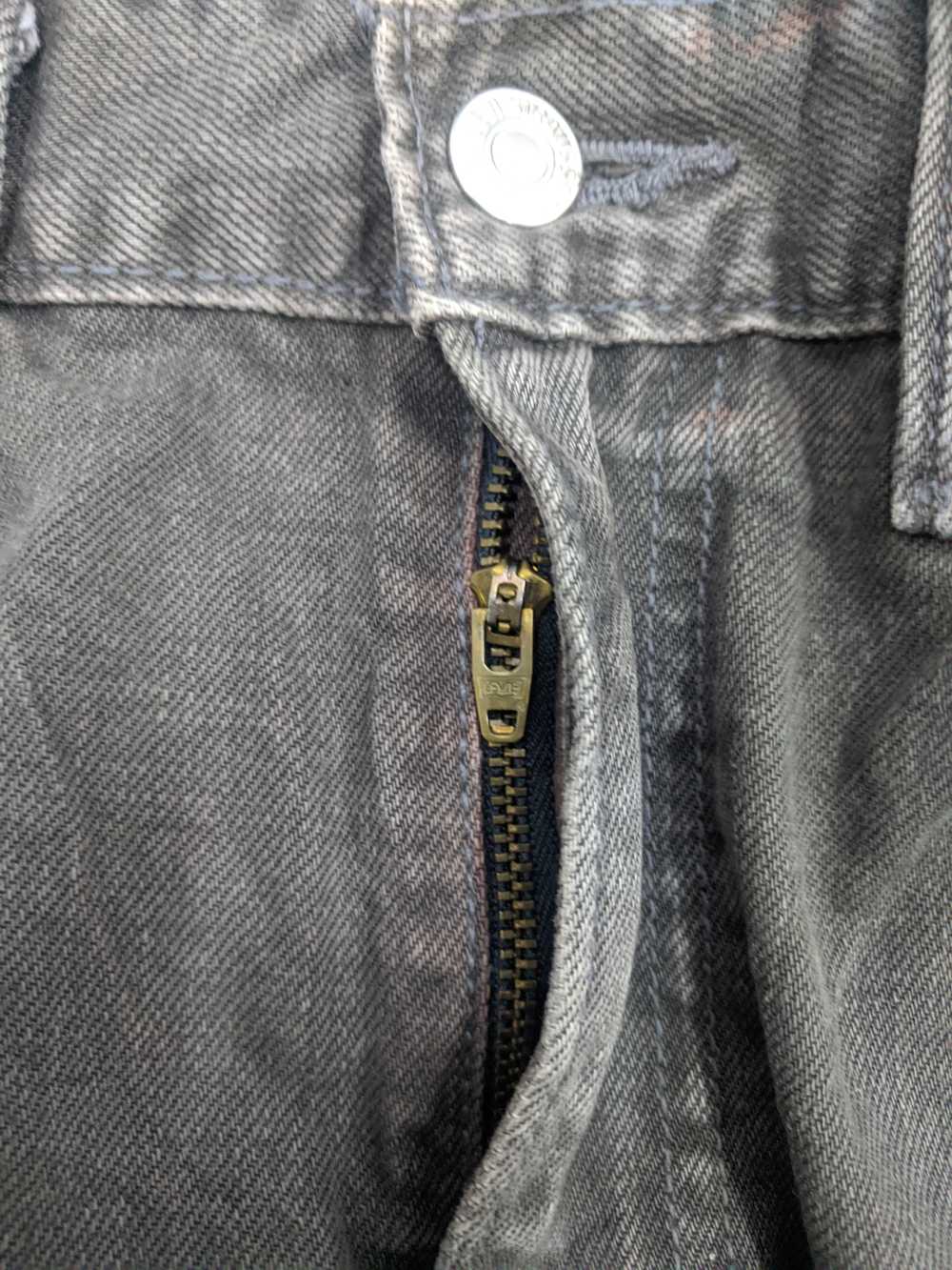 Vintage - Vintage Levis 505 Light Wash Jeans - image 8