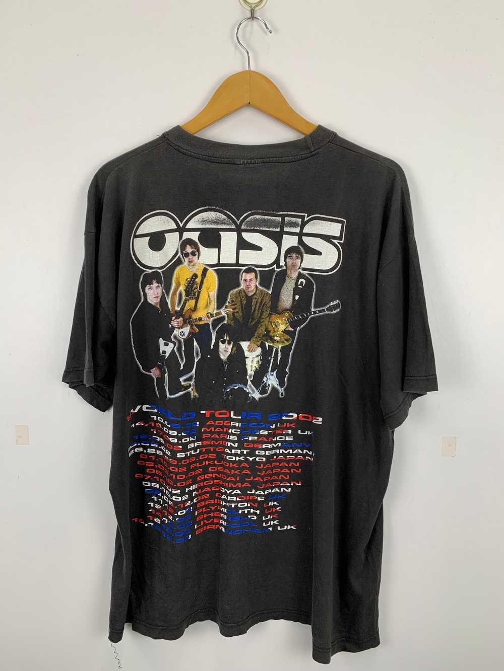 Vintage - Vintage Oasis World Tour 2002 Band Tee - image 2