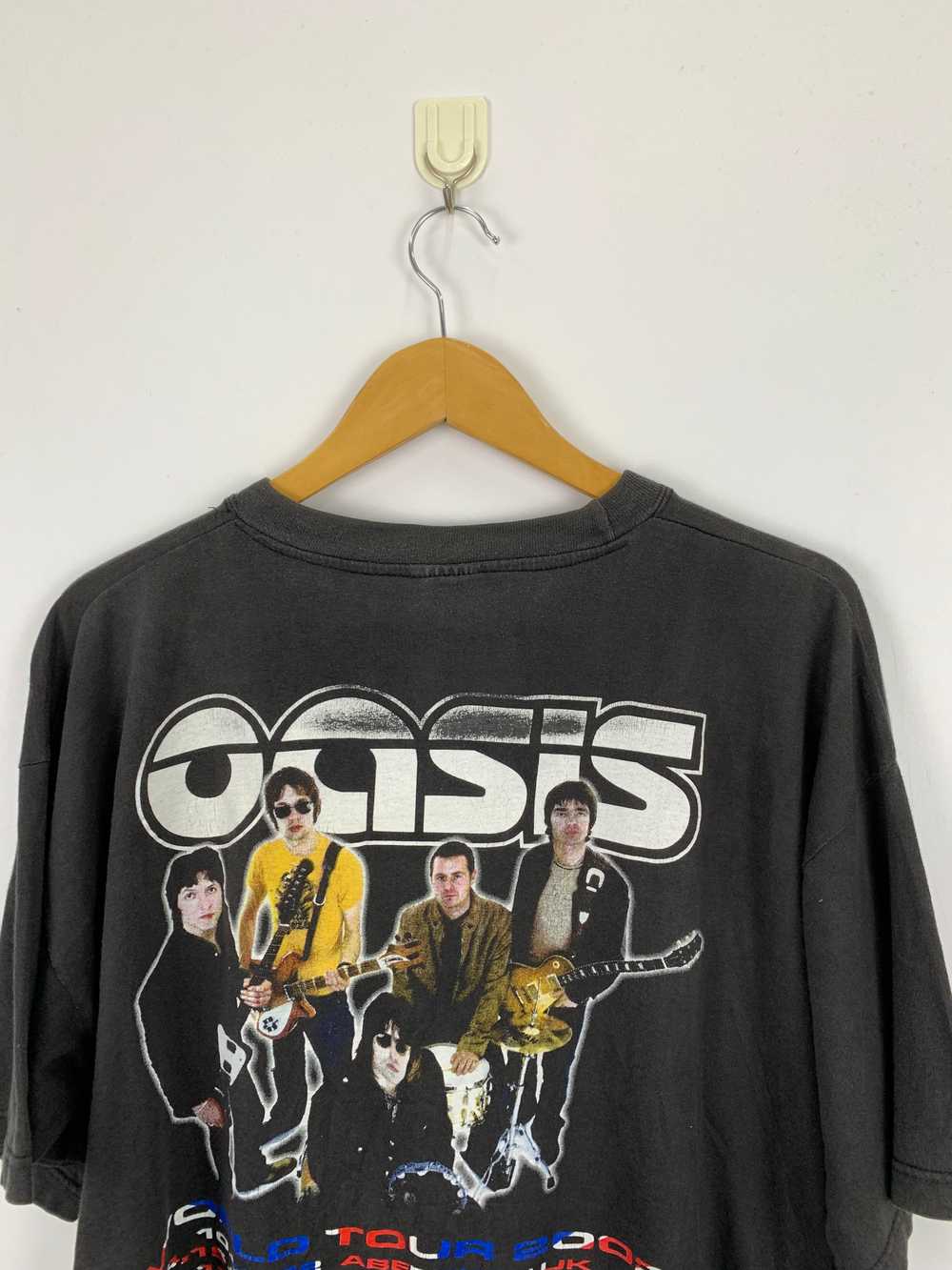 Vintage - Vintage Oasis World Tour 2002 Band Tee - image 4