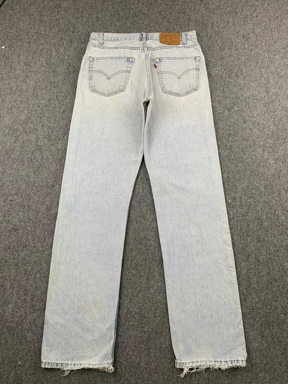 Vintage - Vintage 90s Levis 505 Light Wash Jeans - image 11