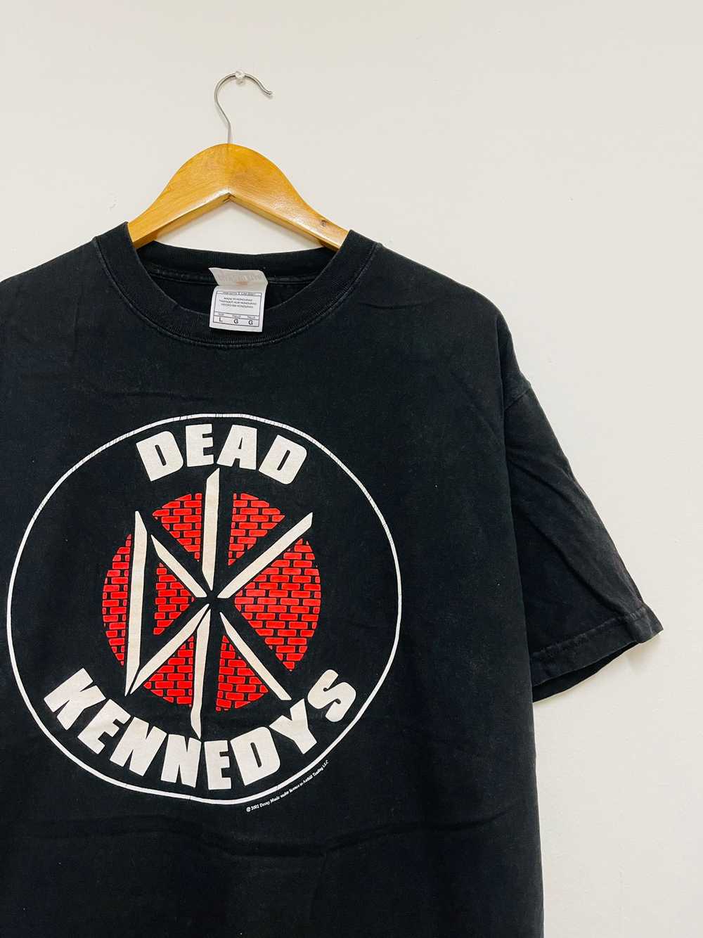 Vintage - Vintage Dead Kennedys 2002 Punk Band T-… - image 2