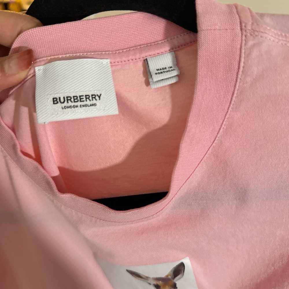 Burberry t shirt female Size S/P - image 3