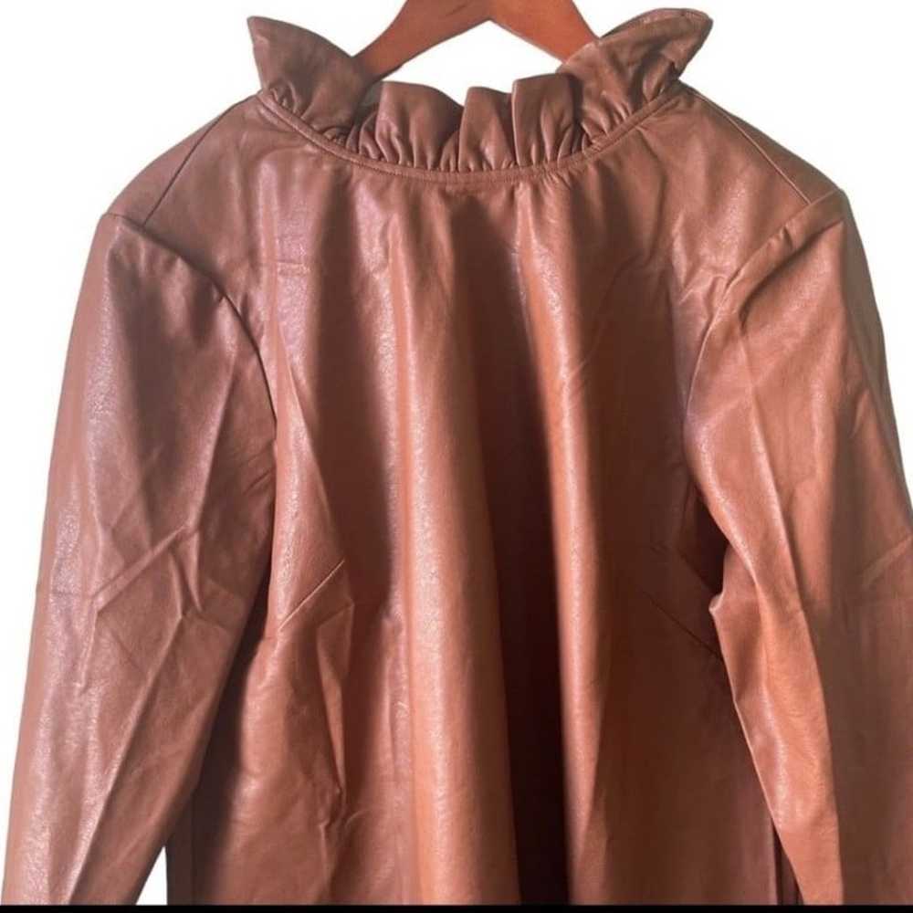 Tuckernuck Cognac faux leather Faye blouse with b… - image 4