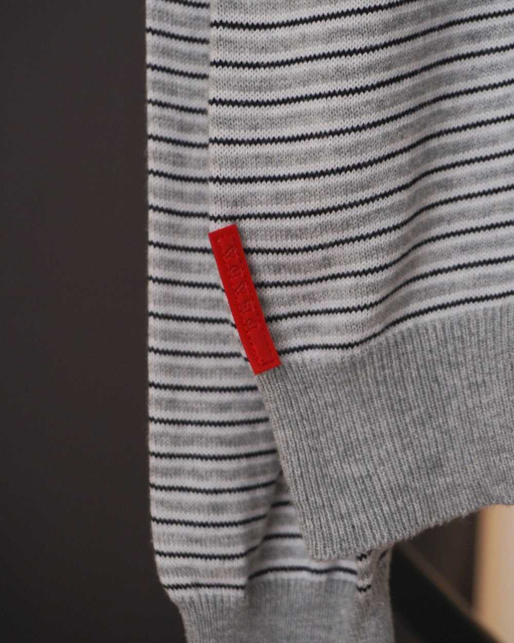 Prada × Vintage Prada red tab logo knit crew swea… - image 4