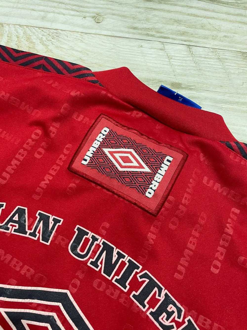 Manchester United × Soccer Jersey × Umbro Umbro M… - image 12
