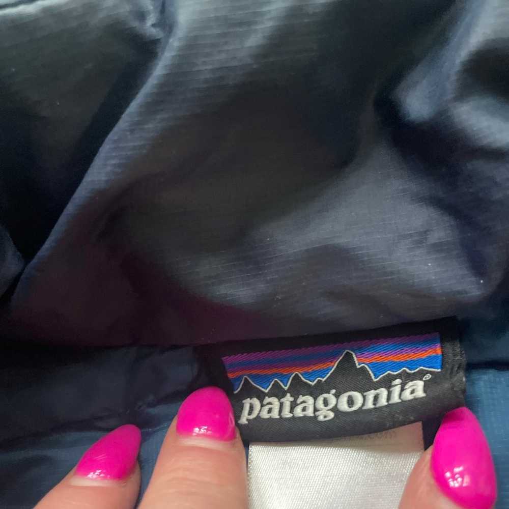 Navy blue Patagonia women’s jacket small - image 2