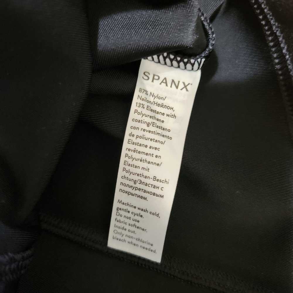 SPANX Faux Leather Moto Jacket Small Black Full Z… - image 10