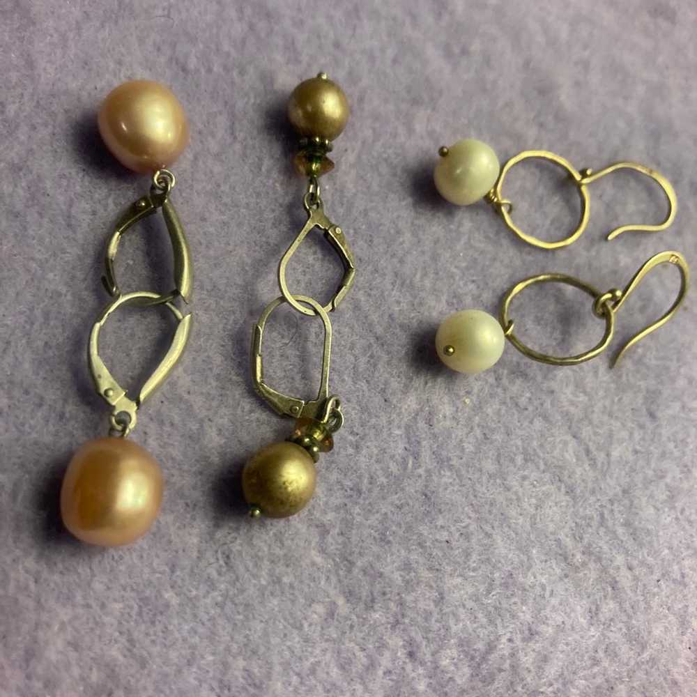 Earrings 3 pairs of sterling  & pearl earrings - image 7