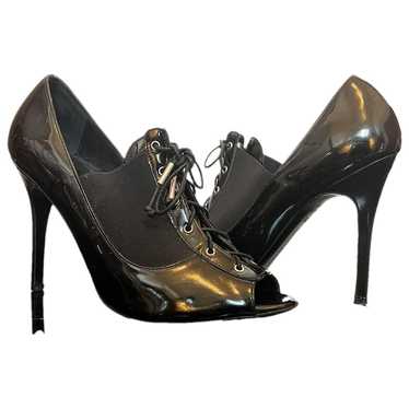 Luciano Padovan Patent leather heels