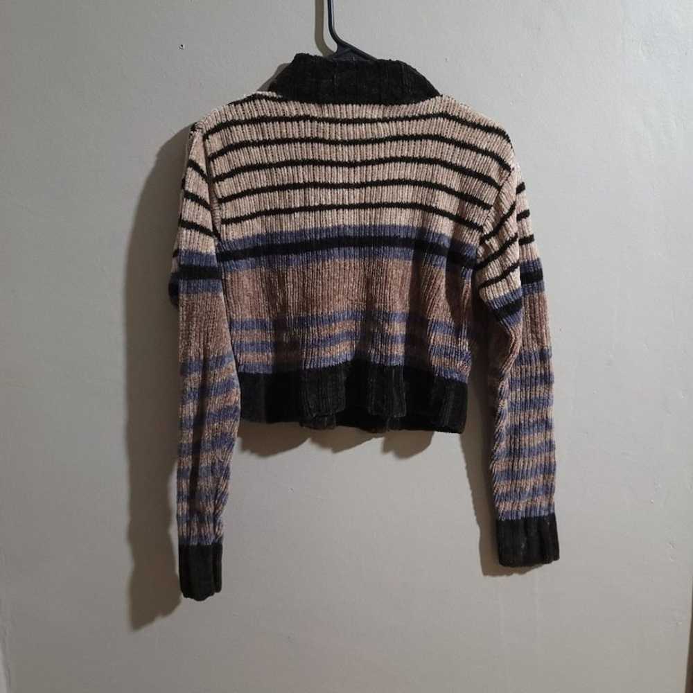 Reference Point 90's Vintage Long Sleeve Cropped … - image 3