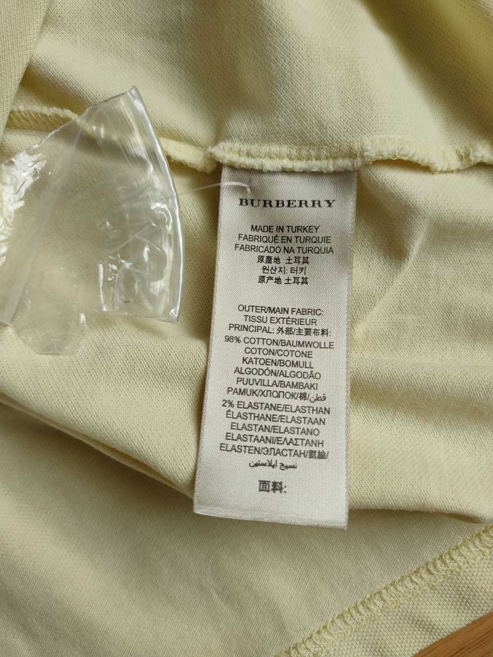 Burberry Women's Vintage Burberry Brit M T Shirt … - image 8