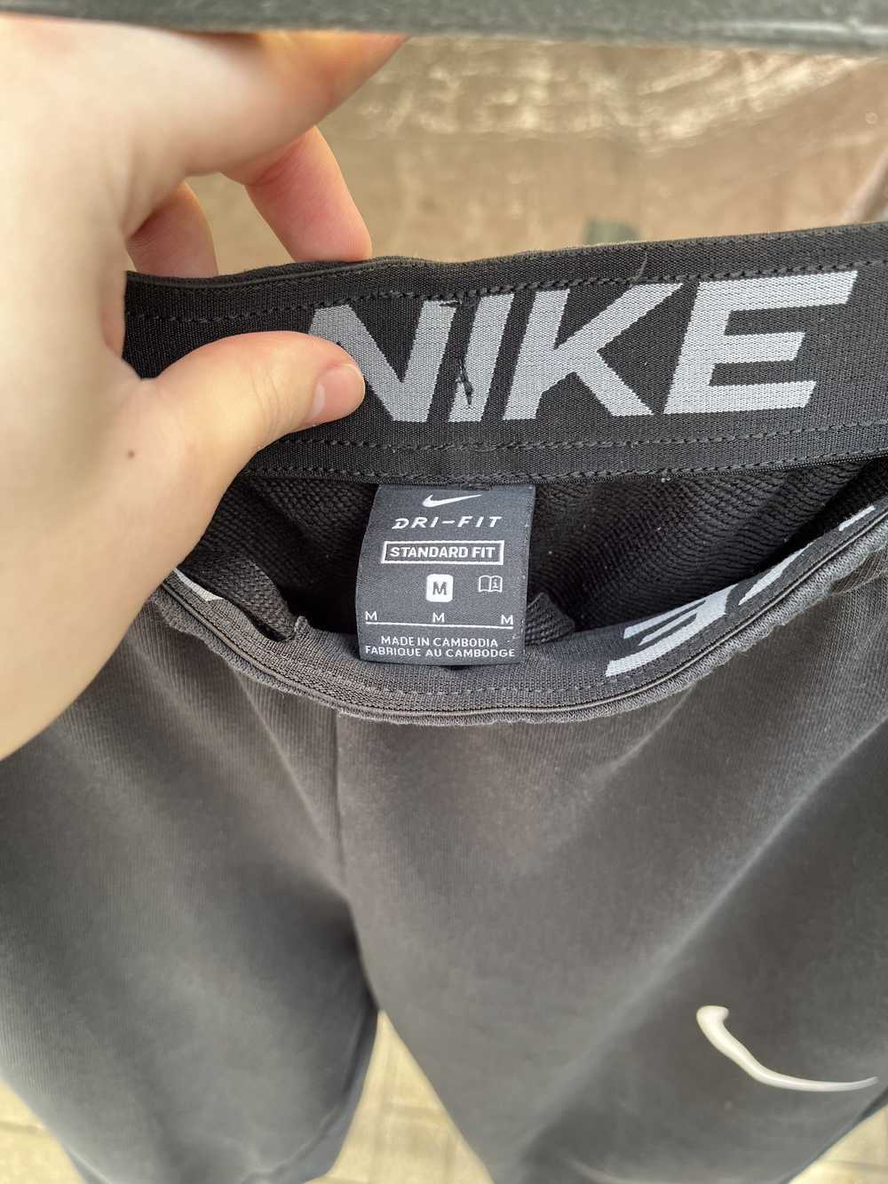 Nike Men's Dri-FIT Taper Fitness Fleece Trousers - image 3