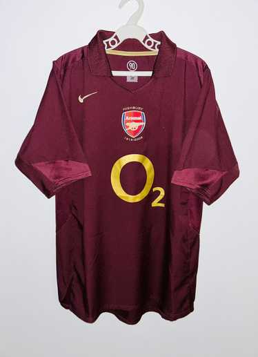 Nike × Soccer Jersey × Vintage Arsenal 2005/06 hom