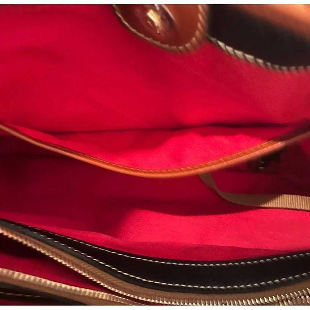 EUC Dooney and Bourke Leather Shoulder Bag - image 4