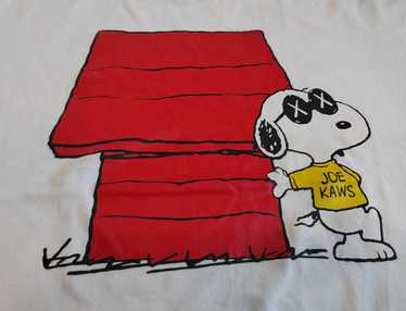 Vintage - Kaws X Peanuts Snoopy Pocket Tee rare - image 1