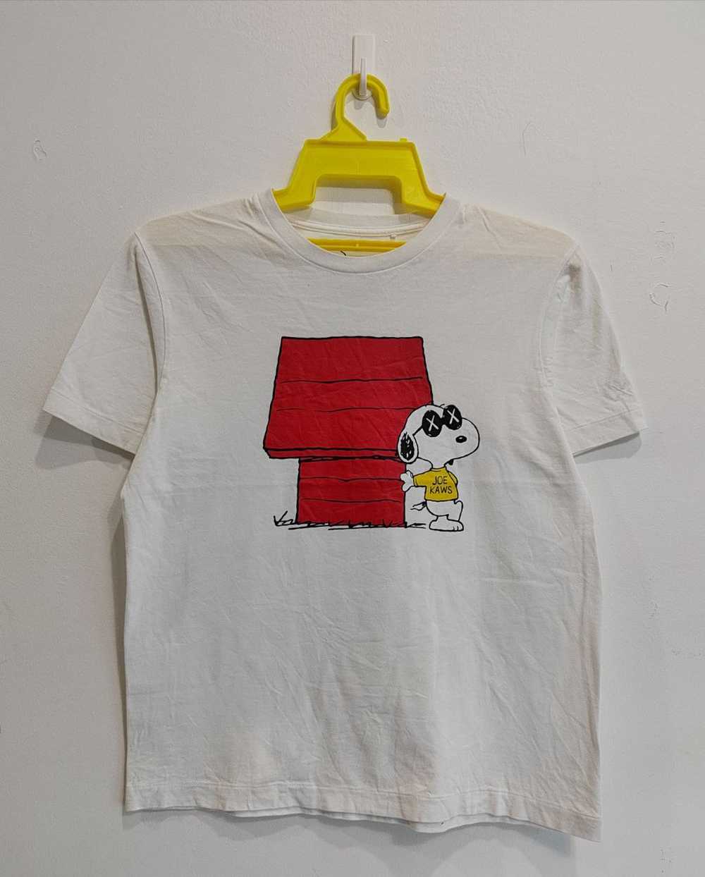 Vintage - Kaws X Peanuts Snoopy Pocket Tee rare - image 2