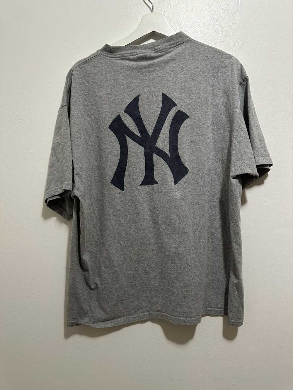 Nike × Vintage Vintage Nike Yankees Tee - image 2