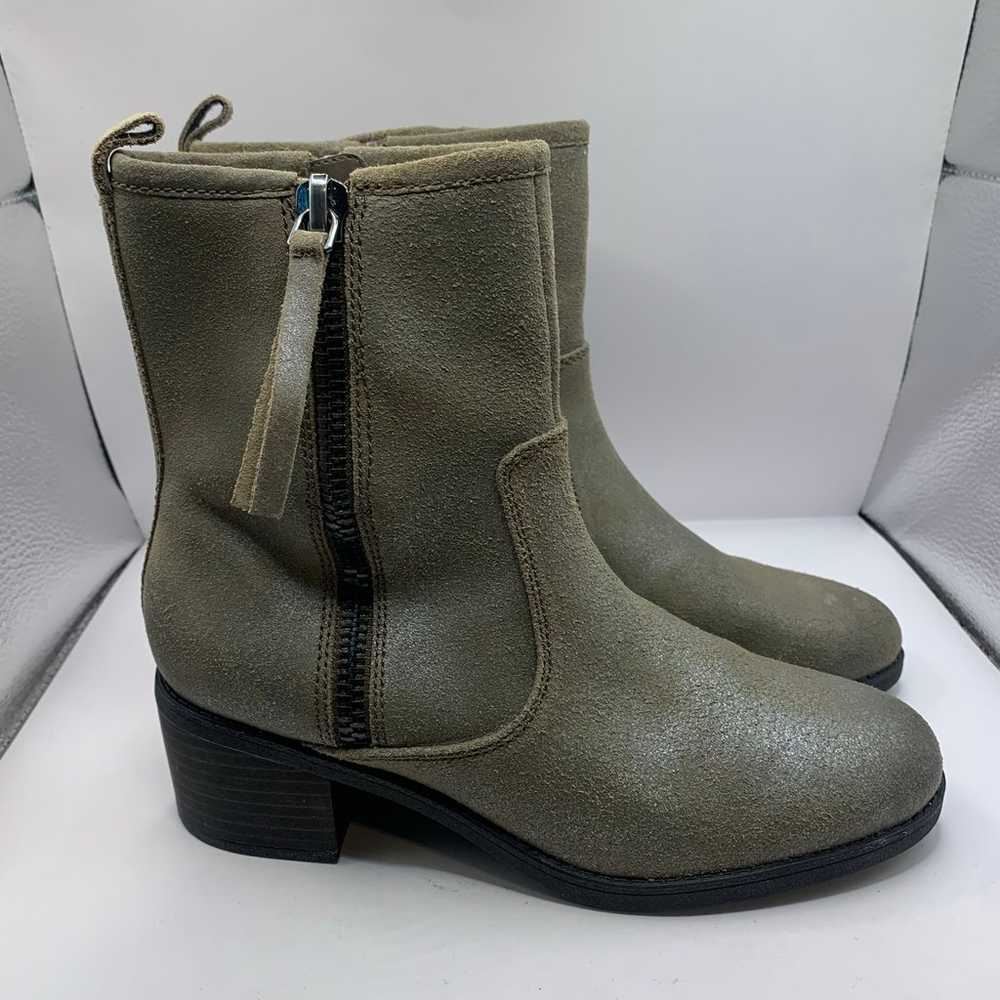 Clarks Nevella Devon Ankle Boots Women Size 7.5M … - image 1